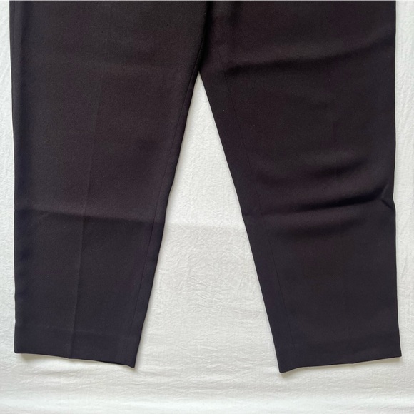Wilfred Cropped Pleated Trousers in Black - Picture 4 of 12